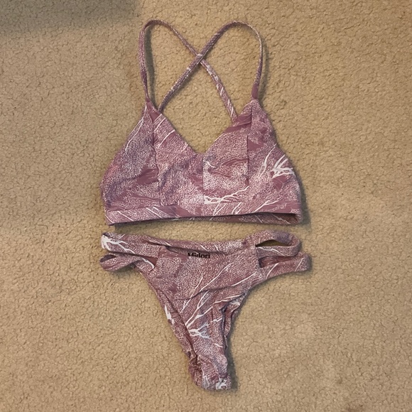 Midori Bikini Set - Picture 1 of 3